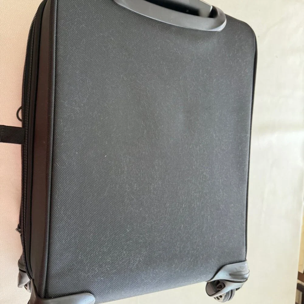 Samsonite 4-Wheel Spinner Suitcase, Frequent Flyer, Soft Nylon - Picture 11 of 11